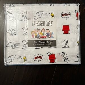 Full size Peanuts Snoopy sheet set